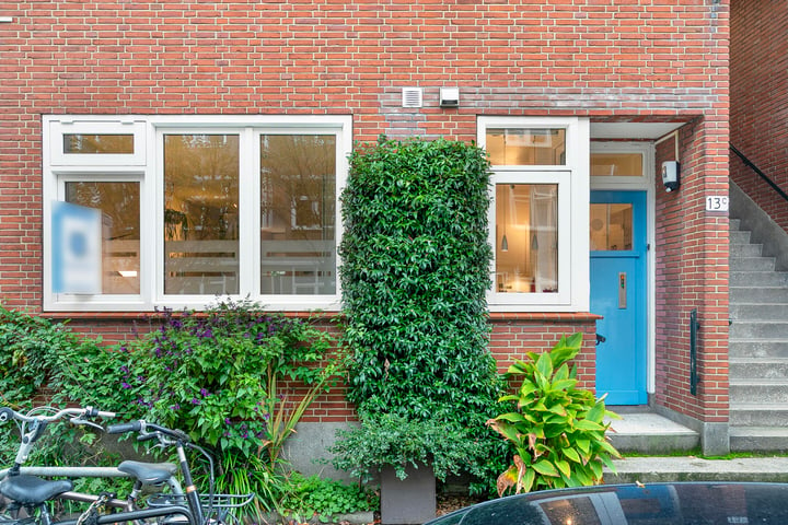 View photo 3 of Van der Meydestraat 13-C