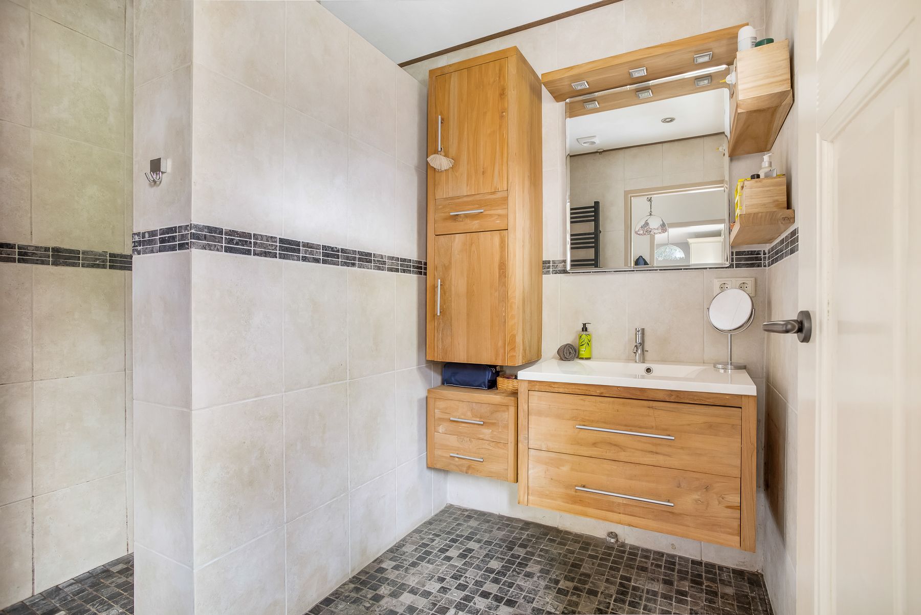 Photo 18 of Lollestraat 23