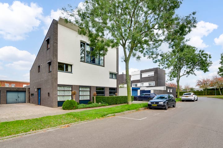 Foto 19 van Schovenlaan 116