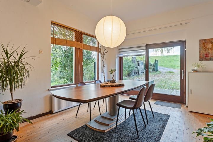 Foto 18 van Waalbandijk 155