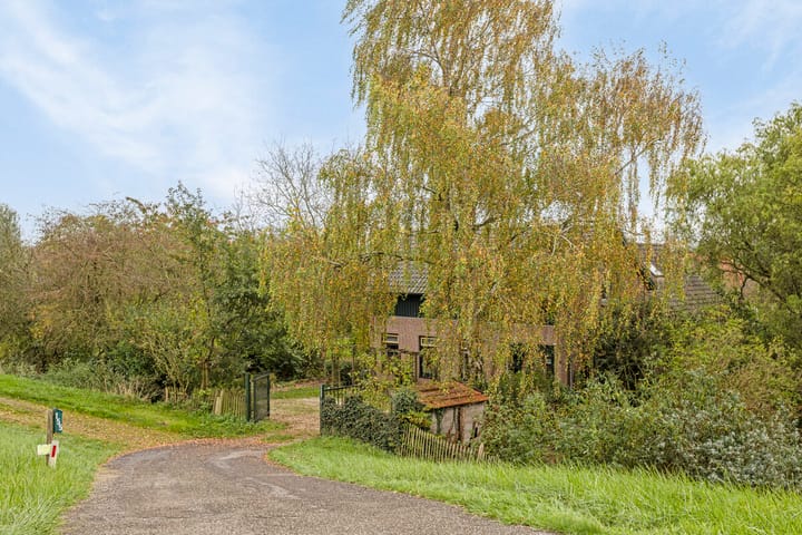 Foto 49 van Waalbandijk 155