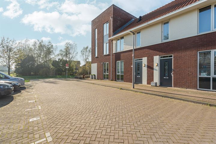 View photo 24 of Polluxstraat 228