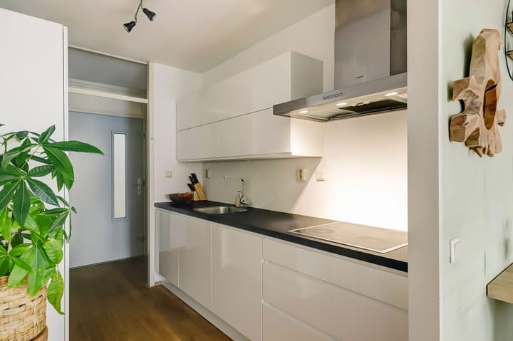 Foto 8 van Carry van Bruggenstraat 8