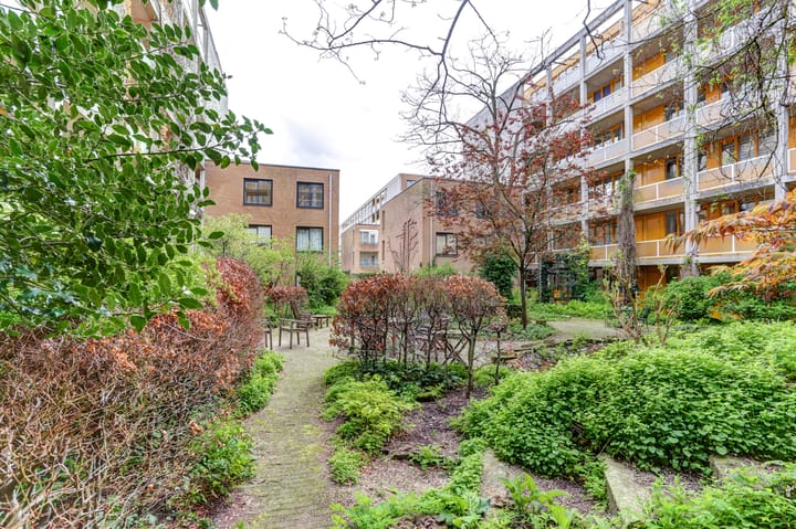 Foto 22 van Carry van Bruggenstraat 8