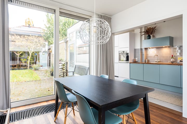 Foto 13 van Larixstraat 26