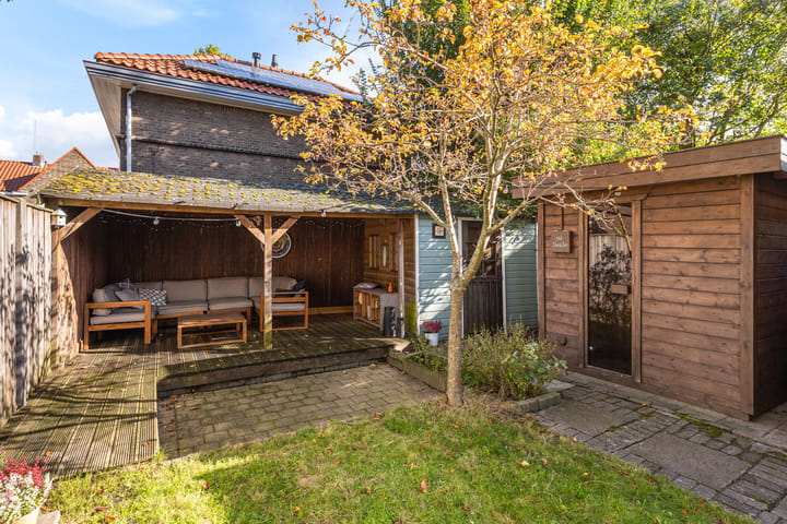 Foto 36 van Larixstraat 26