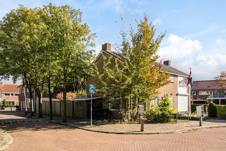 Foto 43 van Larixstraat 26