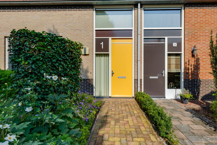 View photo 46 of Stoeterijstraat 1