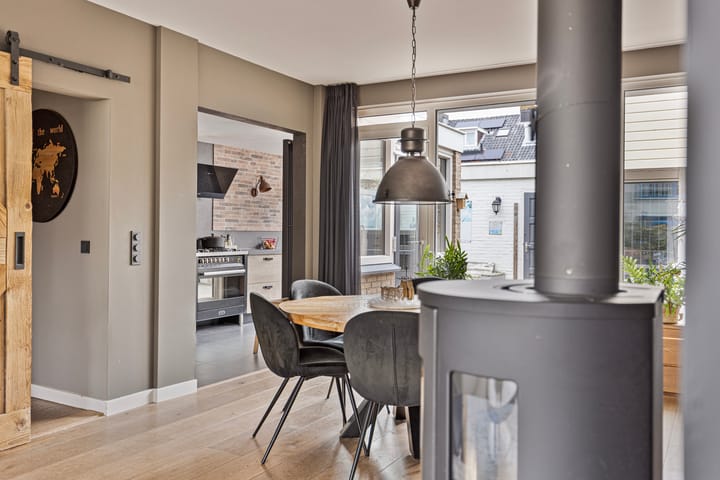 Foto 15 van Clematislaan 69