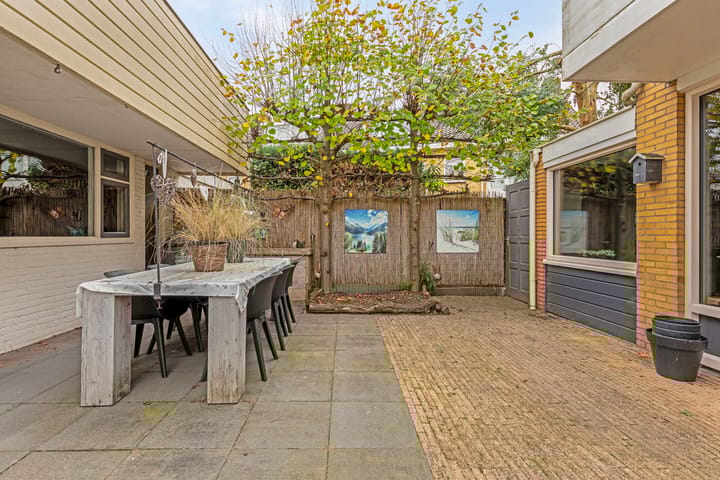 Foto 25 van Clematislaan 69