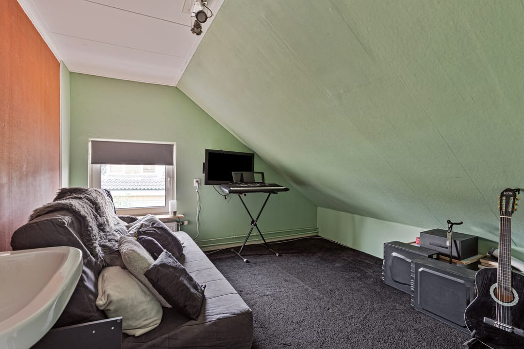 Photo 41 of Clematislaan 69