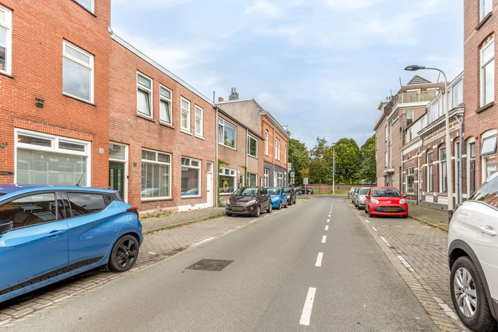 Bekijk foto 20 van Beekstraat 9