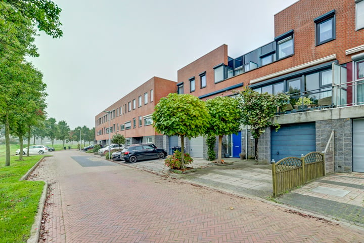 Bekijk foto 33 van Duizendbladstraat 17