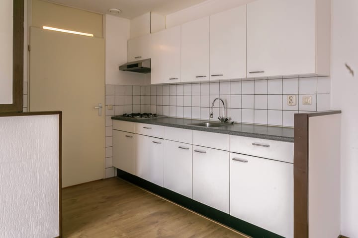 Foto 6 van Stationsplein 16-10