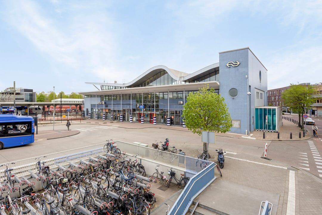 Foto 23 van Stationsplein 16-48