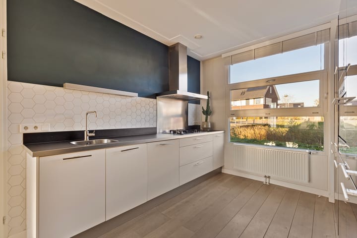 Foto 3 van De Essenburgh 9