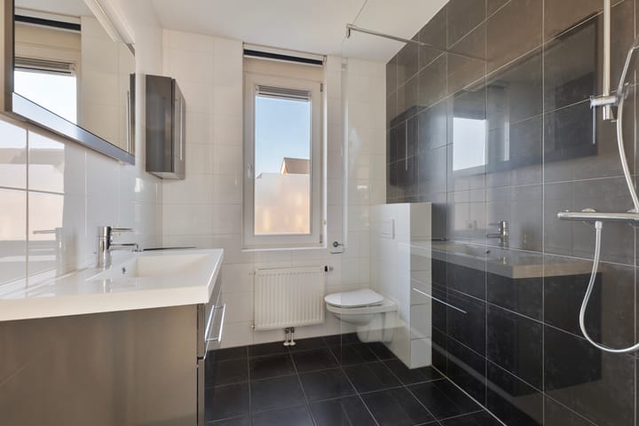 Foto 4 van De Essenburgh 9