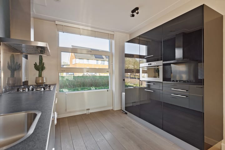 Foto 12 van De Essenburgh 9