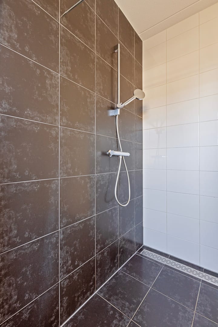 Foto 17 van De Essenburgh 9