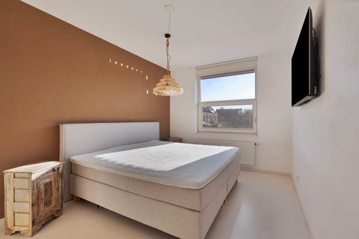 Foto 13 van De Essenburgh 9