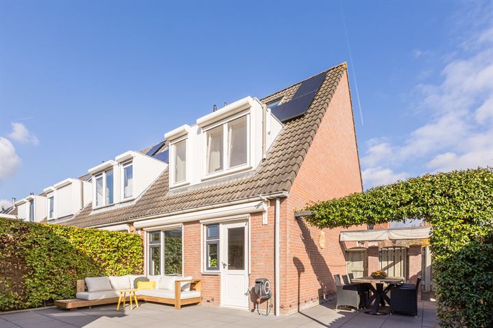 View photo 48 of Reigerstraat 24