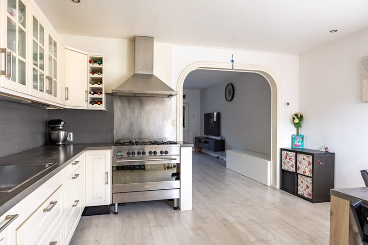 Foto 19 van Dahliastraat 61