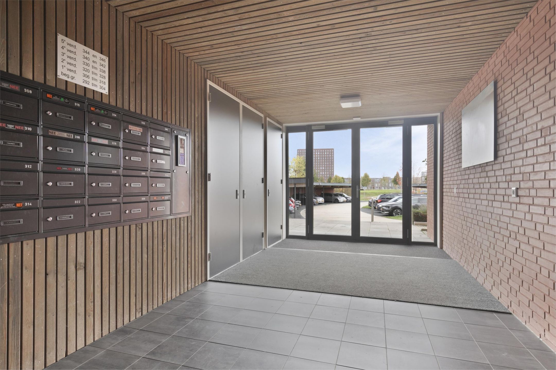 Foto 24 van Dettifossstraat 298