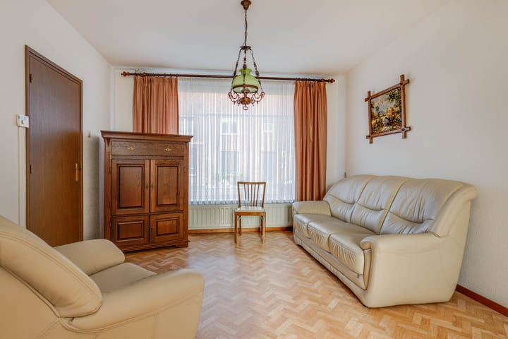 Foto 11 van Doctor Poelsstraat 9