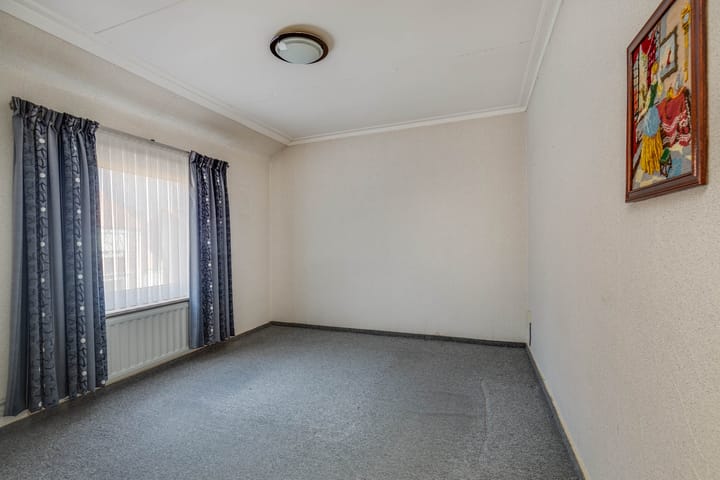 Foto 18 van Doctor Poelsstraat 9