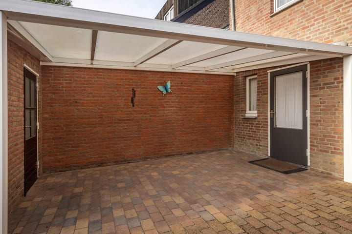 Foto 27 van Doctor Poelsstraat 9