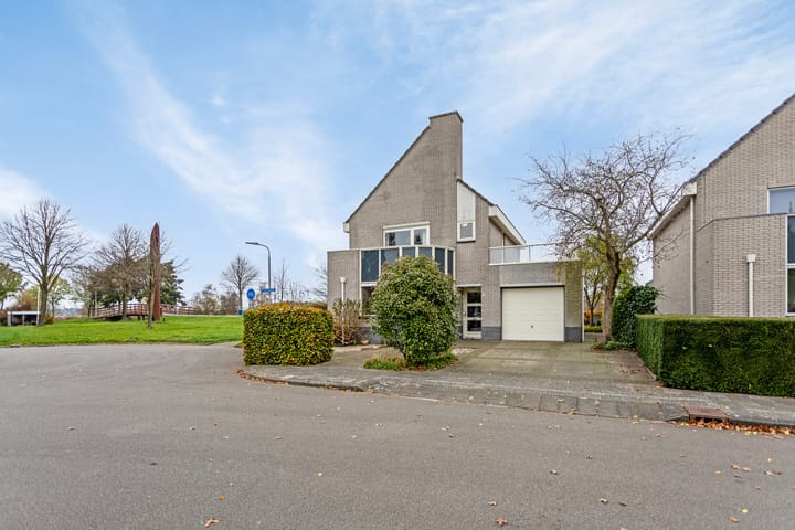 Foto 9 van Uilenburgstate 21