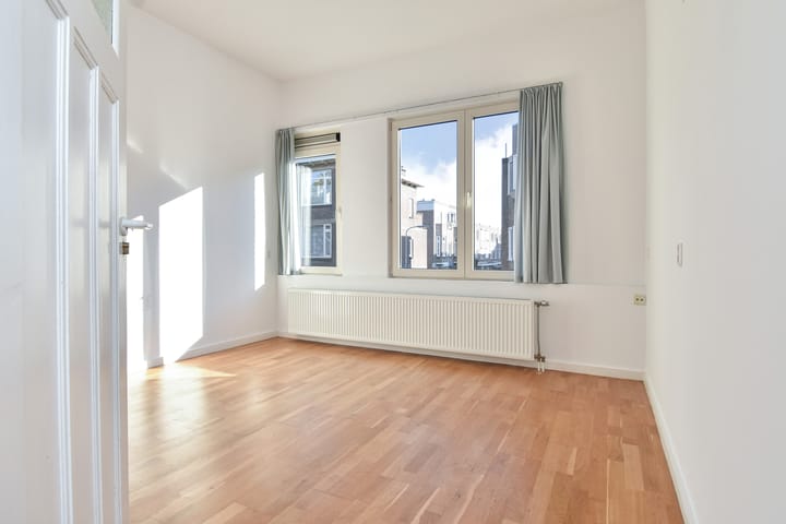 Foto 17 van Irisstraat 123