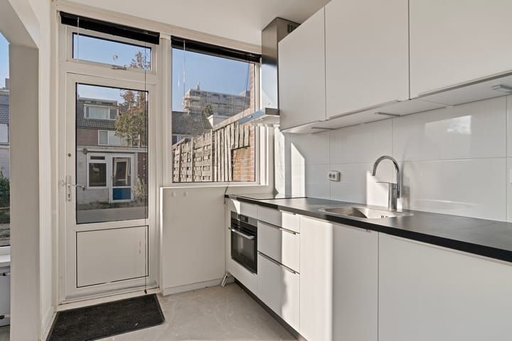 Foto 9 van Loenhoutstraat 6