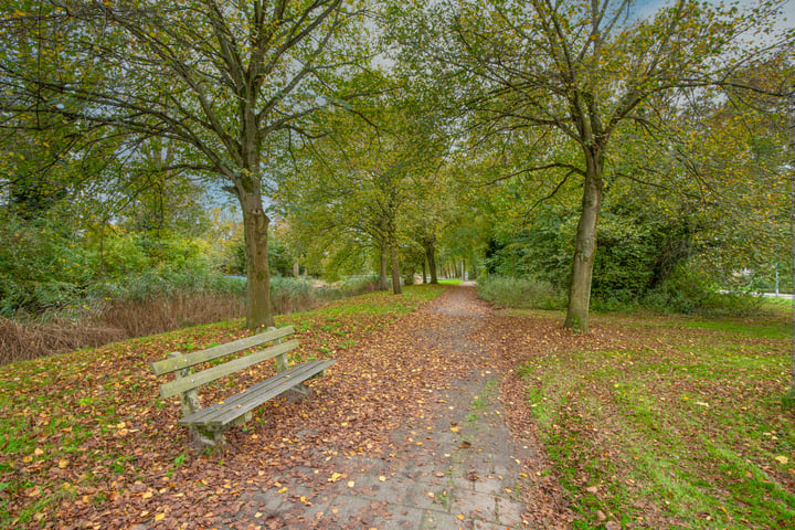 Bekijk foto 33 van Aert de Gelderlaan 224