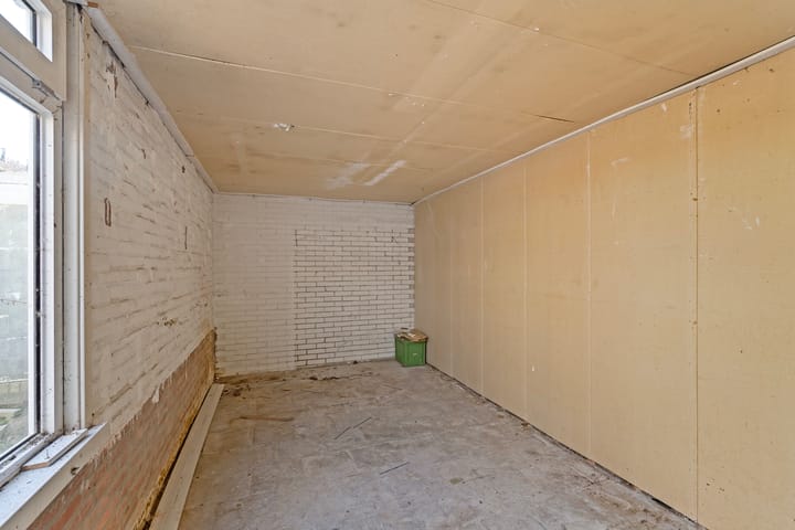 Foto 12 van Loenhoutstraat 6