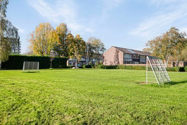 Foto 25 van Loenhoutstraat 6