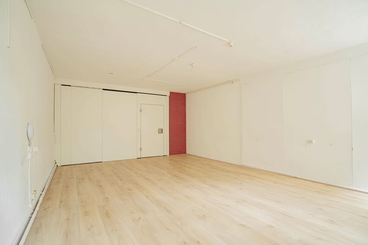 Foto 26 van Roetersstraat 8-H