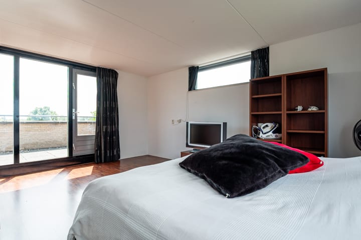 Foto 32 van Rivierdijk 199