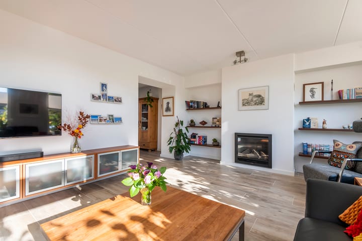 Foto 5 van Akelei 32