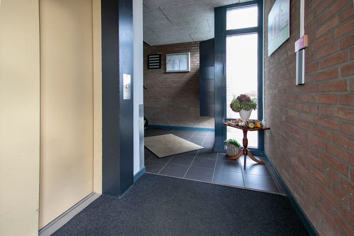 Foto 4 van Molenakkerplein 45