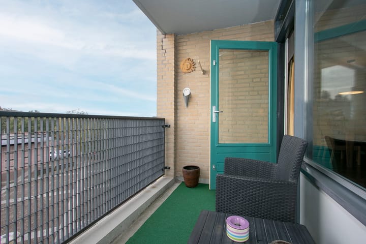 Foto 12 van Molenakkerplein 45