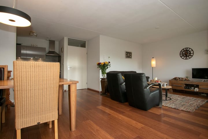 Foto 13 van Molenakkerplein 45