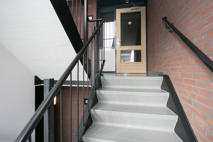 Foto 26 van Molenakkerplein 45