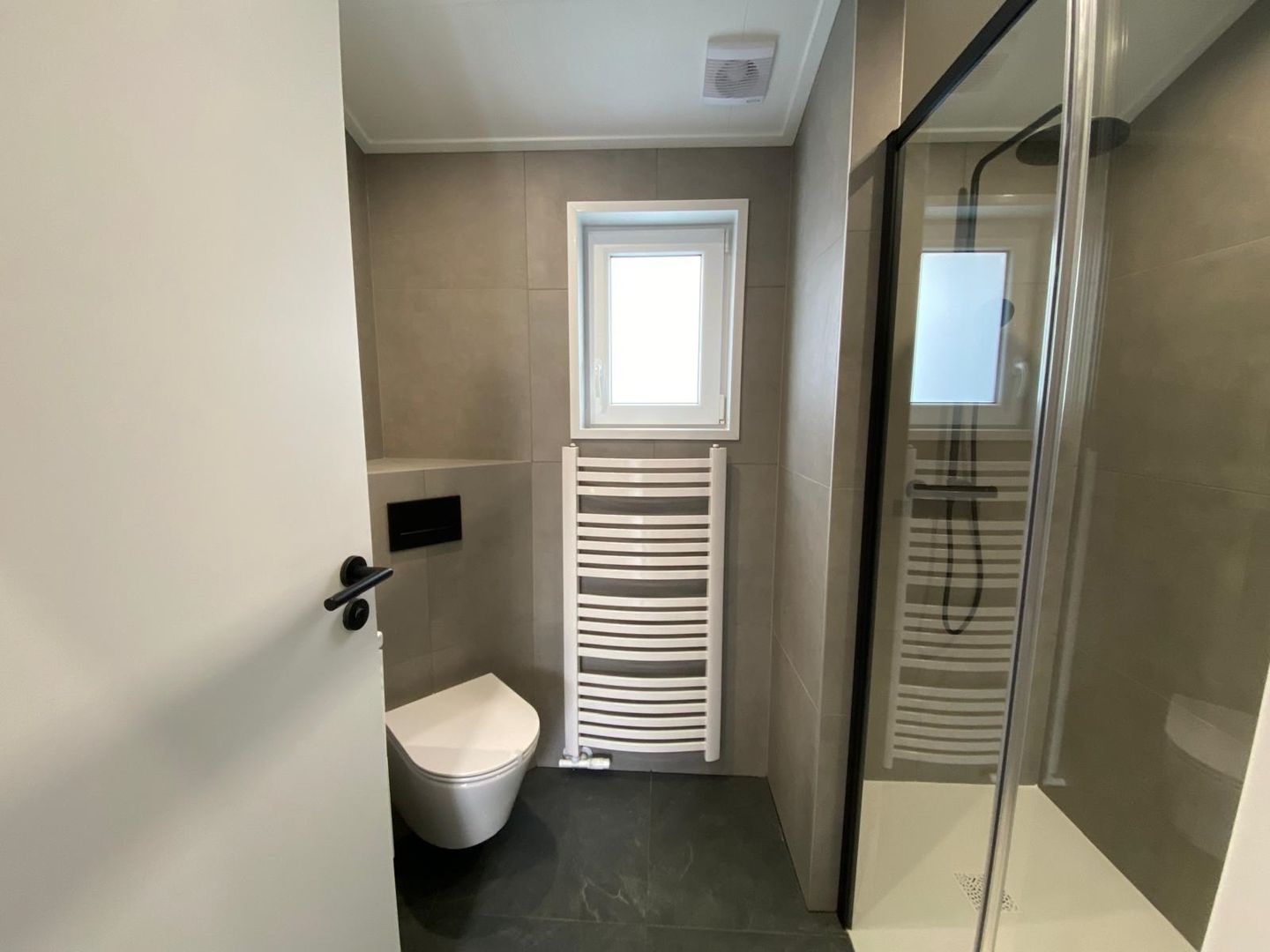 Foto 25 van Vredenseweg 188