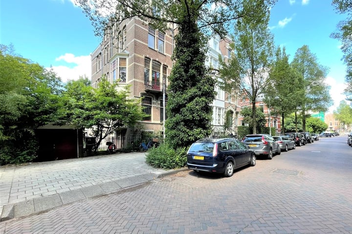 View photo 20 of Van Eeghenstraat 88-1