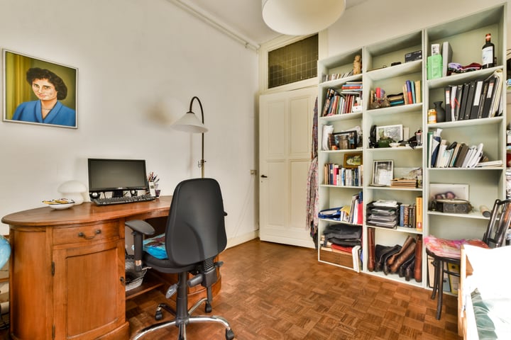 View photo 23 of Nicolaas Maesstraat 109-H