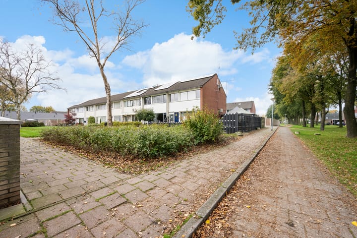 Foto 33 van Voeghoutenstraat 76