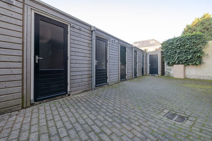 Photo 13 of De Genestetlaan 5-A