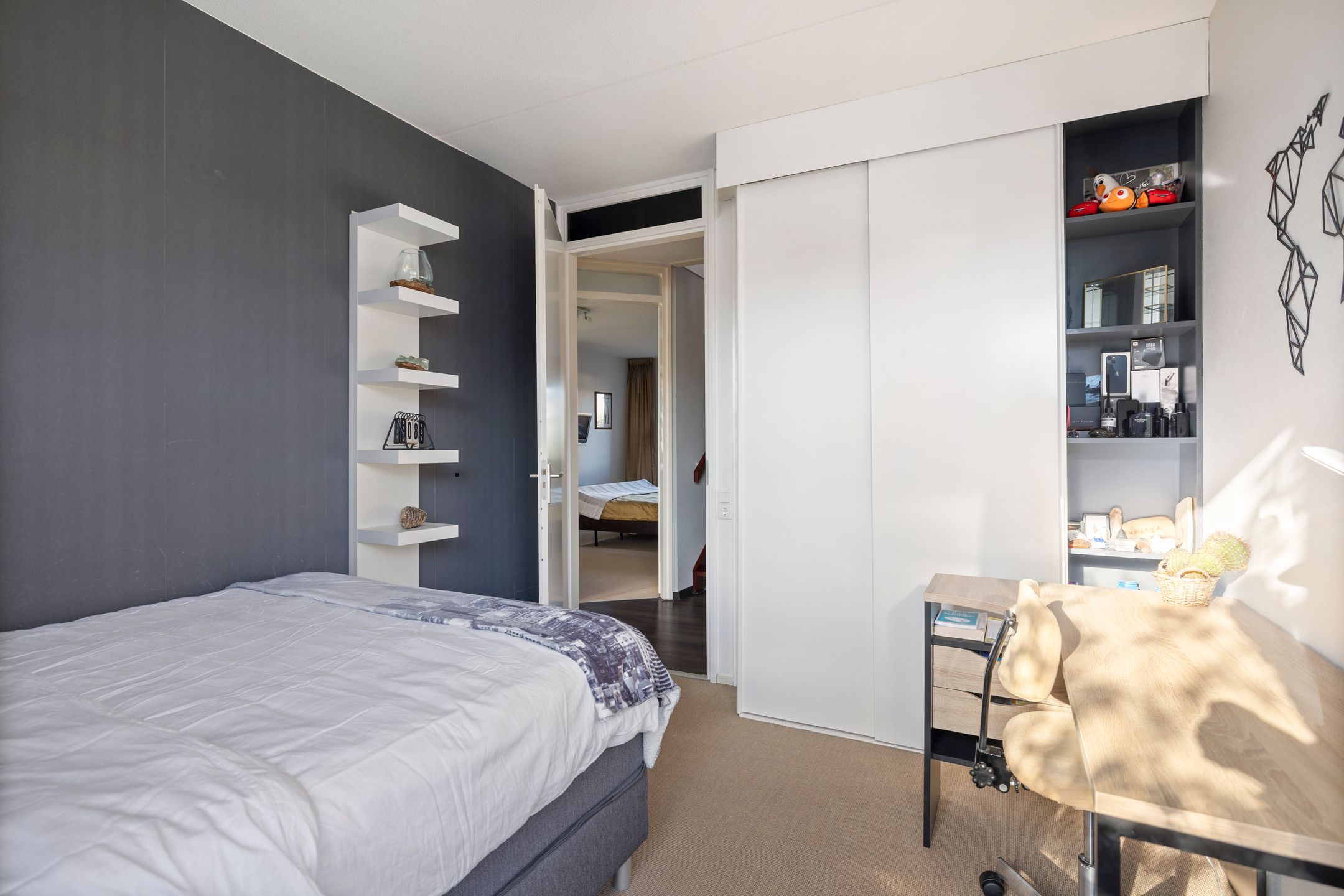 Foto 24 van Piet Zwartstraat 7