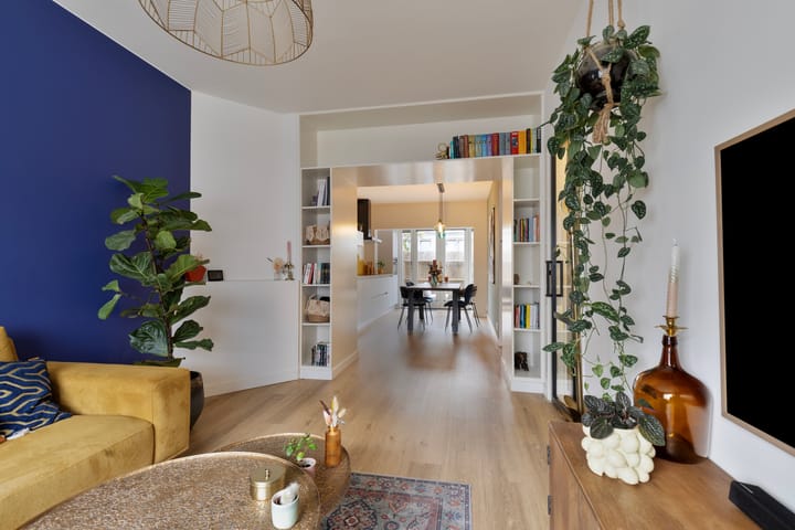 Photo 9 of Paramaribostraat 33